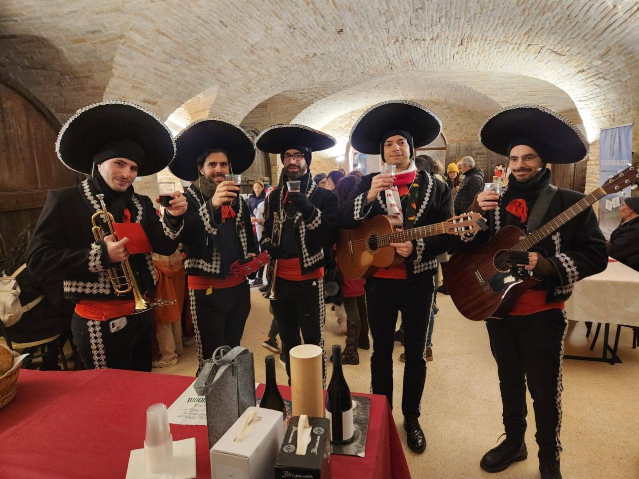 468924691_562195693234306_5330282595494373893_n